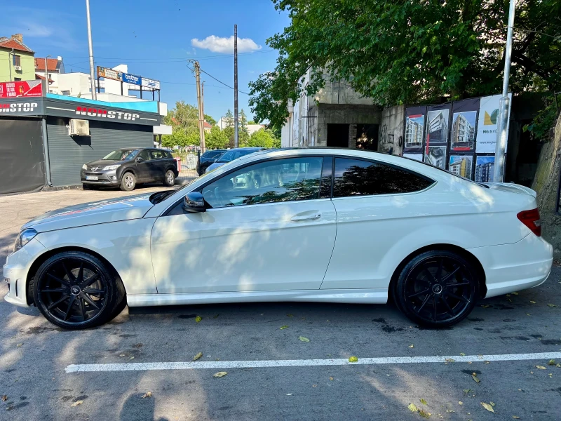 Mercedes-Benz C 250 AMG, снимка 2 - Автомобили и джипове - 51638633