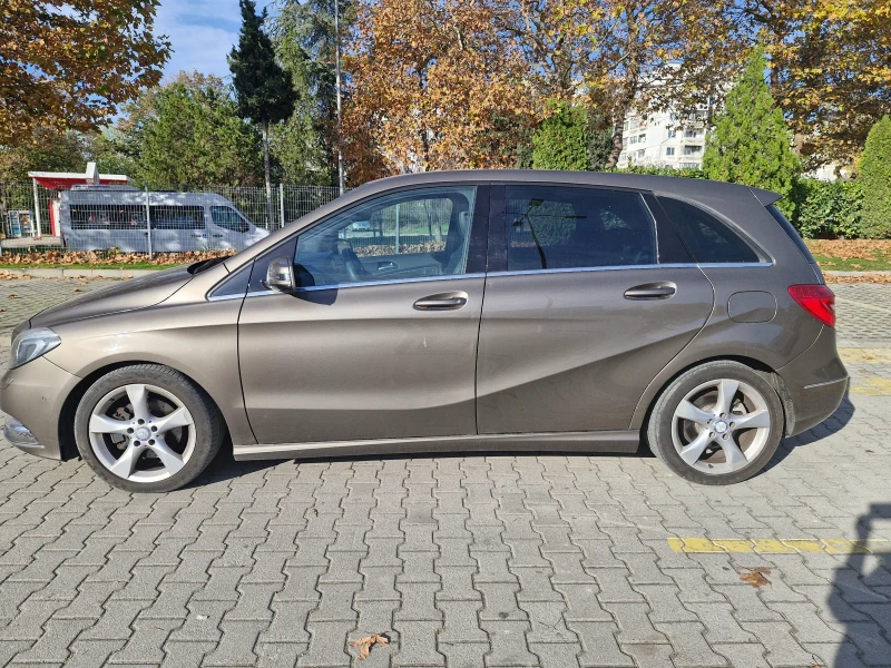 Mercedes-Benz B 200