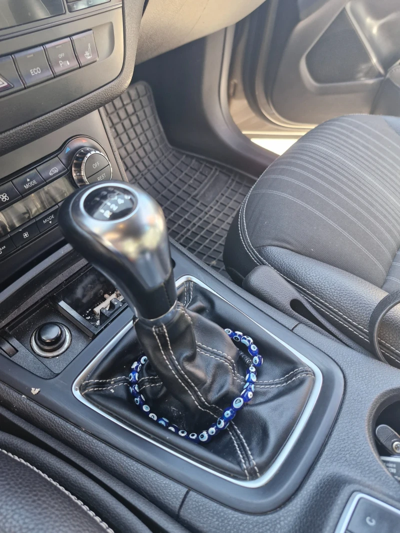 Mercedes-Benz B 200, снимка 10 - Автомобили и джипове - 52448393