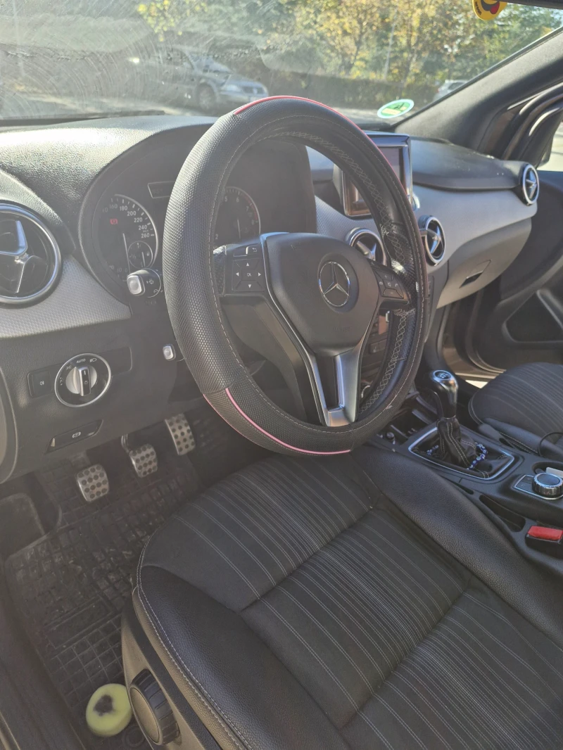 Mercedes-Benz B 200, снимка 4 - Автомобили и джипове - 52448393