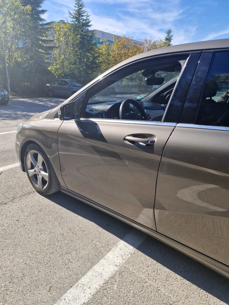 Mercedes-Benz B 200, снимка 15 - Автомобили и джипове - 52448393