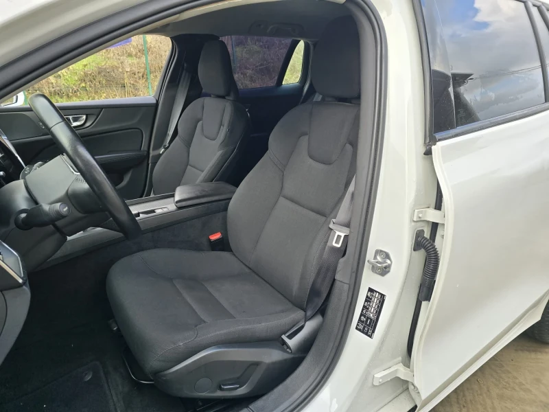 Volvo V60 2.0d - 150к.с. - Digital, снимка 10 - Автомобили и джипове - 52709227