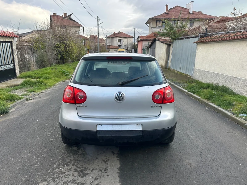 VW Golf 1.9 tdi, снимка 5 - Автомобили и джипове - 52838553