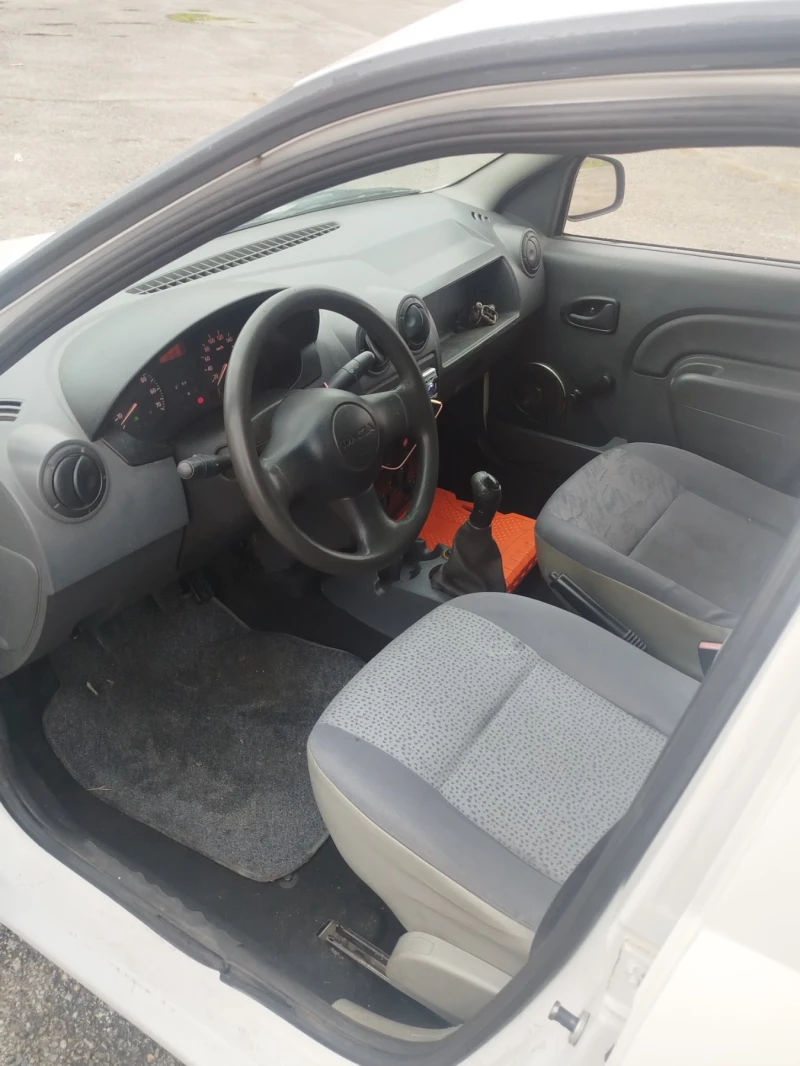 Dacia Logan, снимка 9 - Автомобили и джипове - 52868316