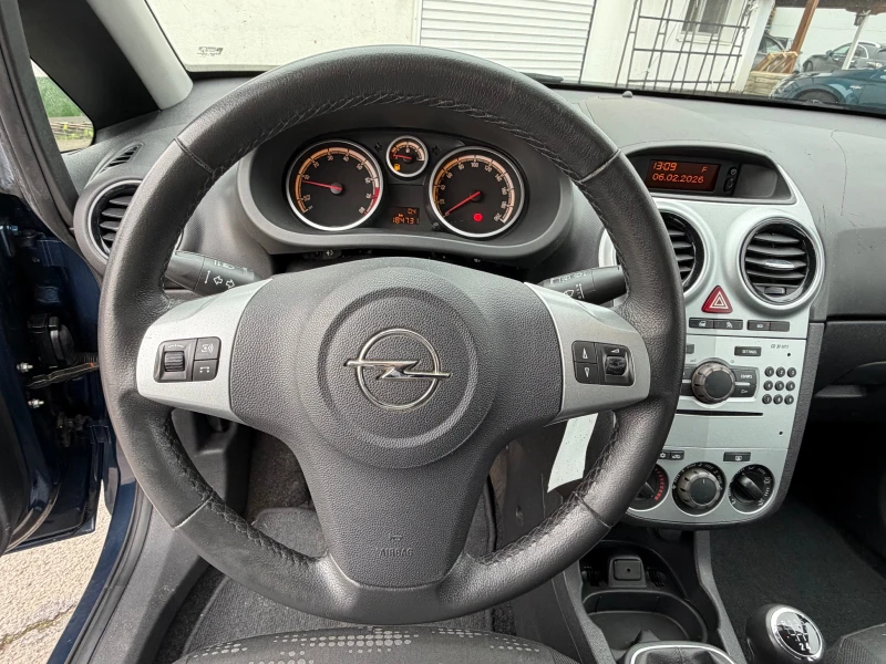 Opel Corsa 1.2i БЕНЗИН EURO5, снимка 12 - Автомобили и джипове - 53395656