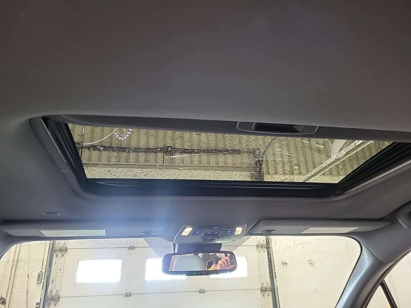 Toyota Sienna XSE/Кожа/Нави/Подгрев/Панорама/2 ключа, снимка 12 - Автомобили и джипове - 53562211