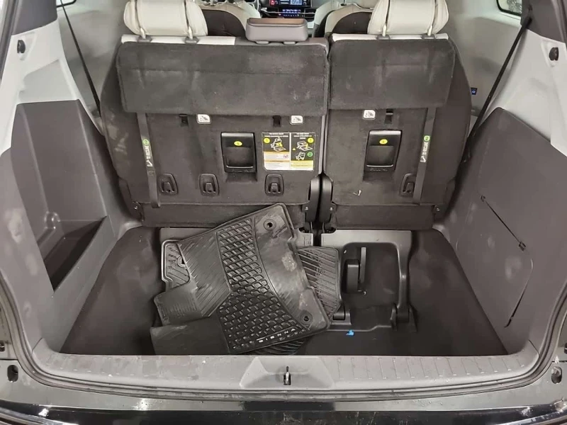 Toyota Sienna XSE/Кожа/Нави/Подгрев/Панорама/2 ключа, снимка 14 - Автомобили и джипове - 53562211