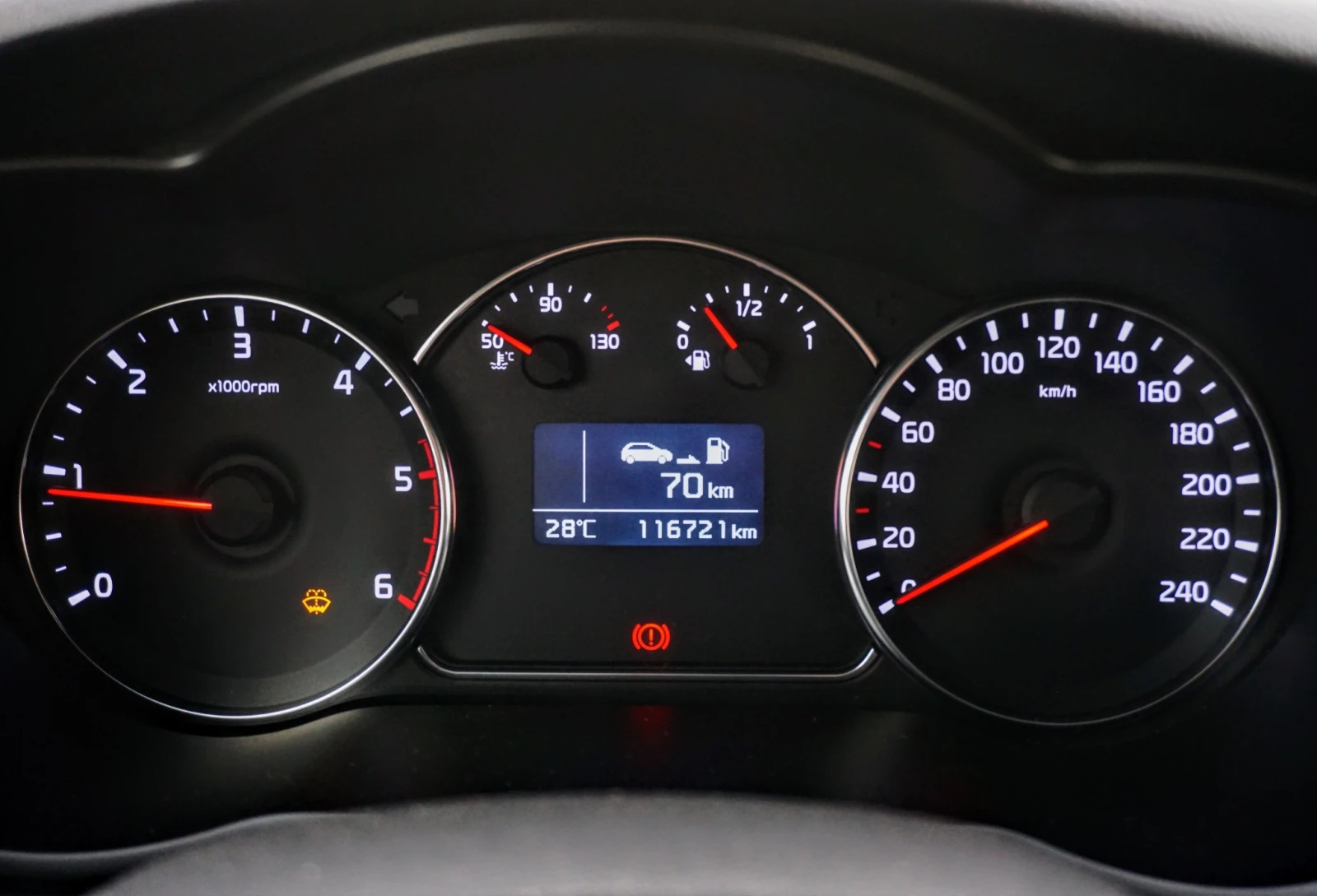 Kia Carens 1.7 CRDI COOL, снимка 10 - Автомобили и джипове - 34702160