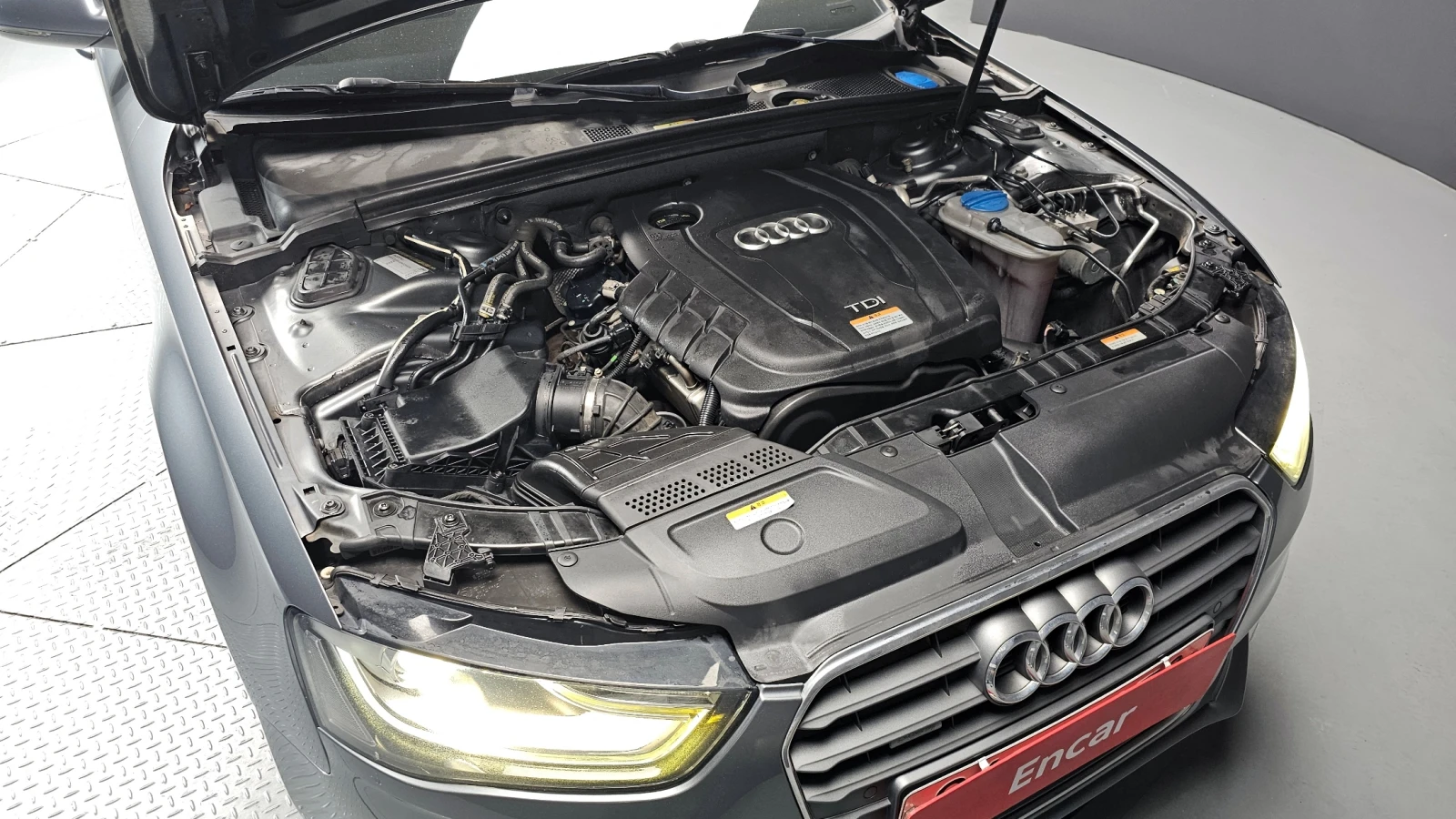 Audi A4 New A4 2.0 TDI Dynamic B8 - изображение 6