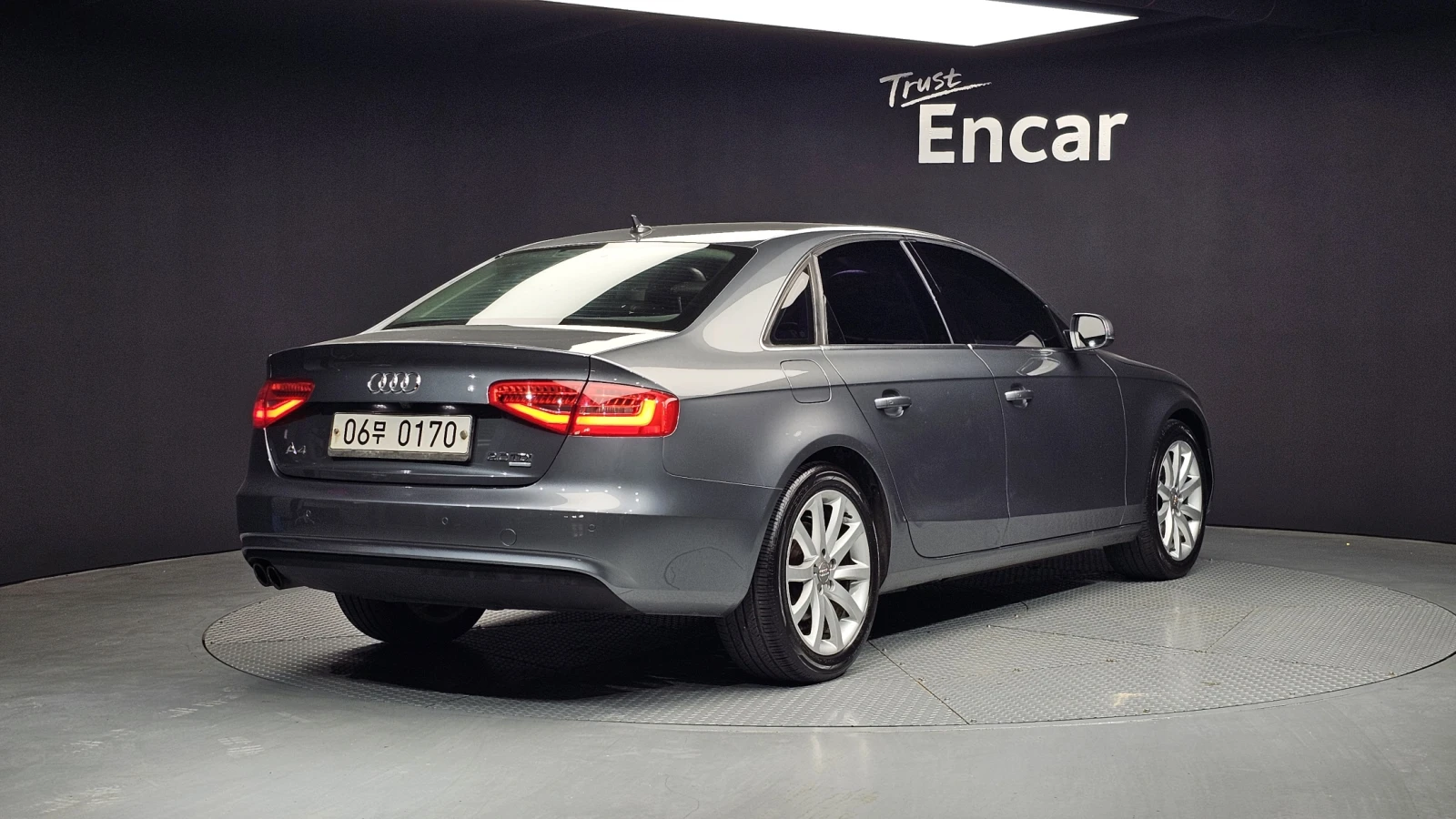 Audi A4 New A4 2.0 TDI Dynamic B8 - изображение 2