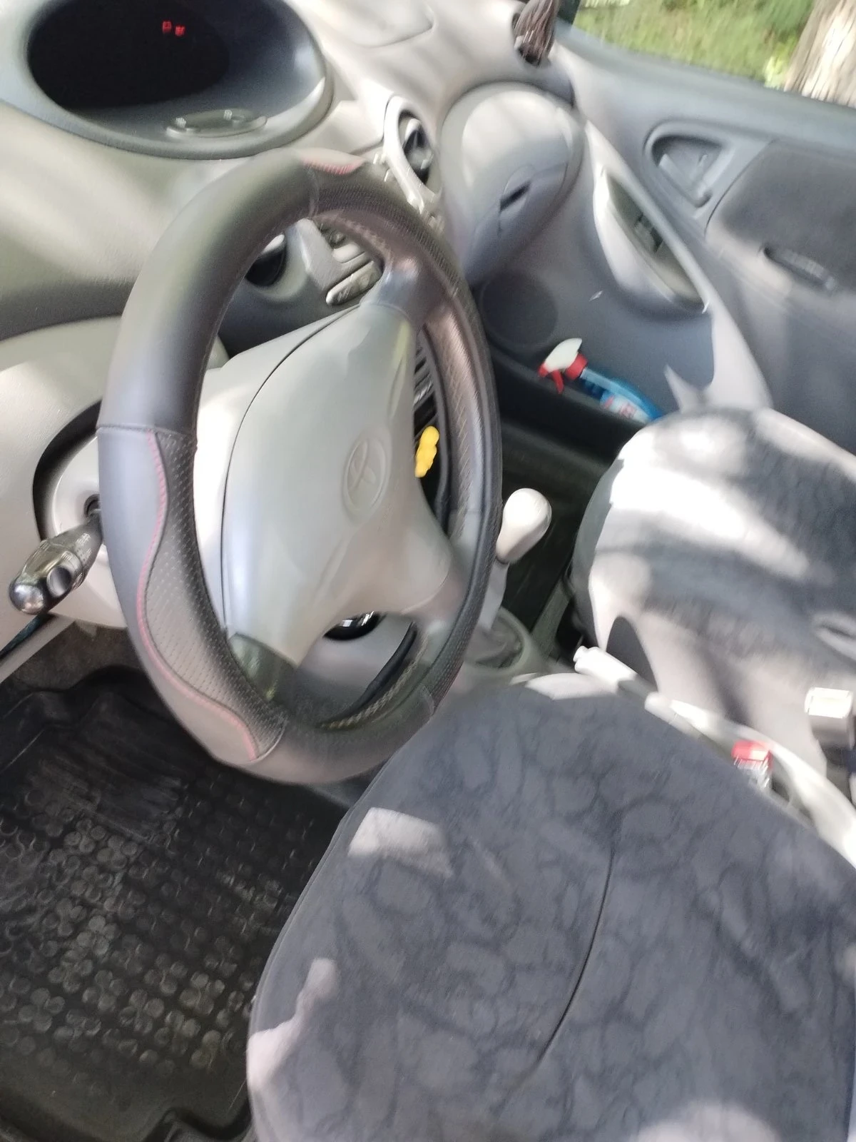 Toyota Yaris  - изображение 4