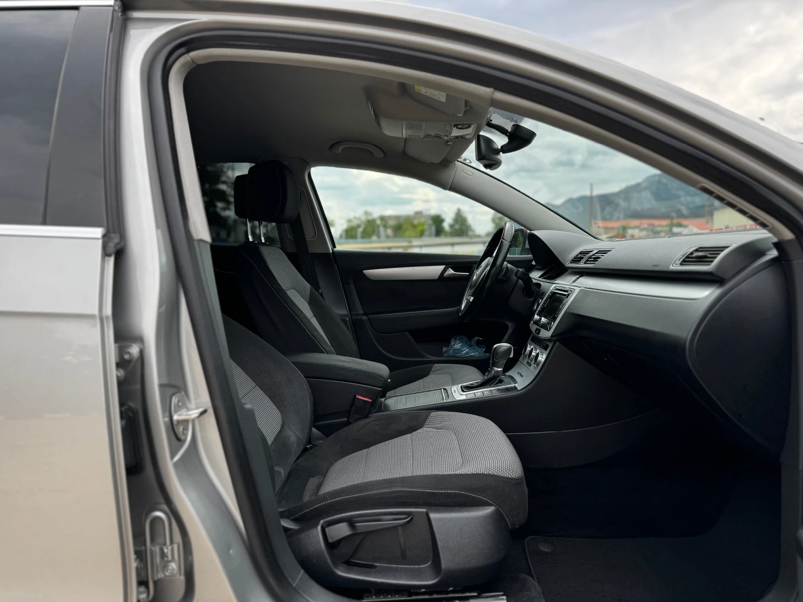 VW Passat Alltrack 2.0TDI/АВТОМАТИК/ИТАЛИЯ - изображение 10