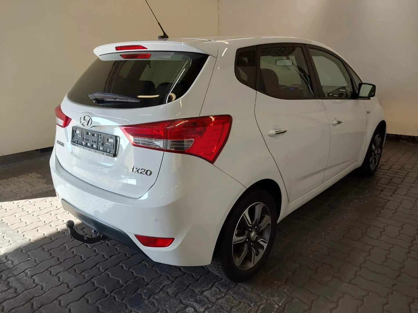 Hyundai Ix20 1.6 Automatik - изображение 5