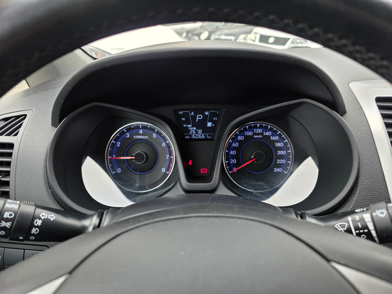 Hyundai Ix20 1.6 Automatik | Mobile.bg   13