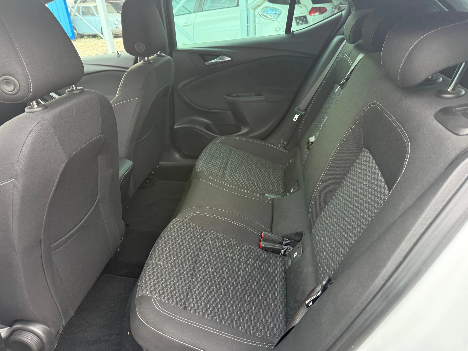 Opel Astra 1, 4  !!  !!  !! LED !!  6  !! | Mobile.bg   15