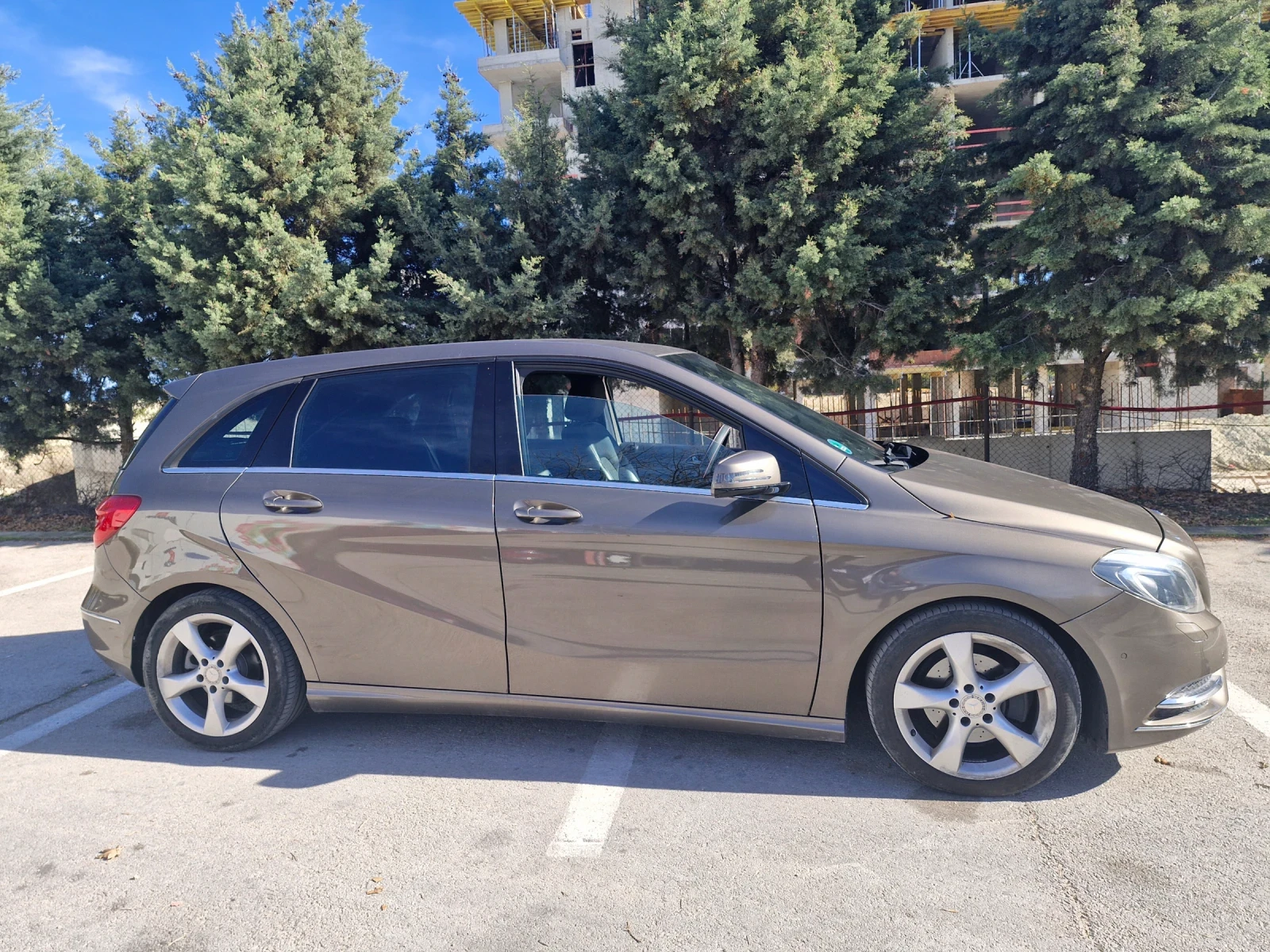 Mercedes-Benz B 200  - изображение 2