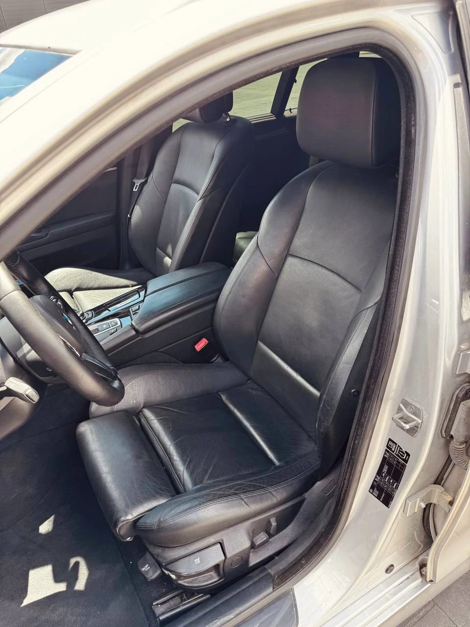 BMW 520 СМЕНЕНИ ВЕРИГИ, АВТОМАТИК, КОЖА, ПОДГР, БАРТЕР - изображение 6