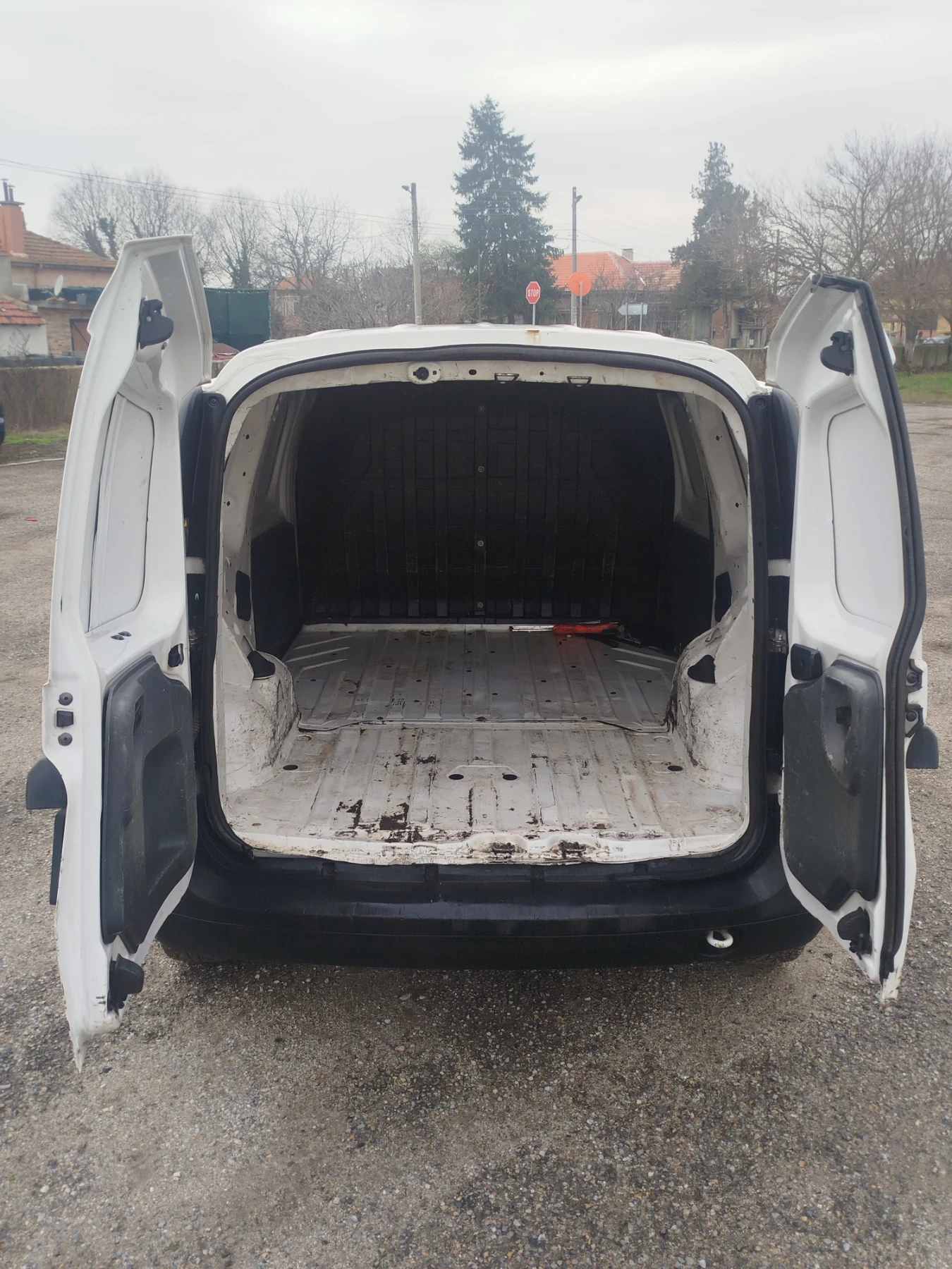 Dacia Logan  - изображение 5