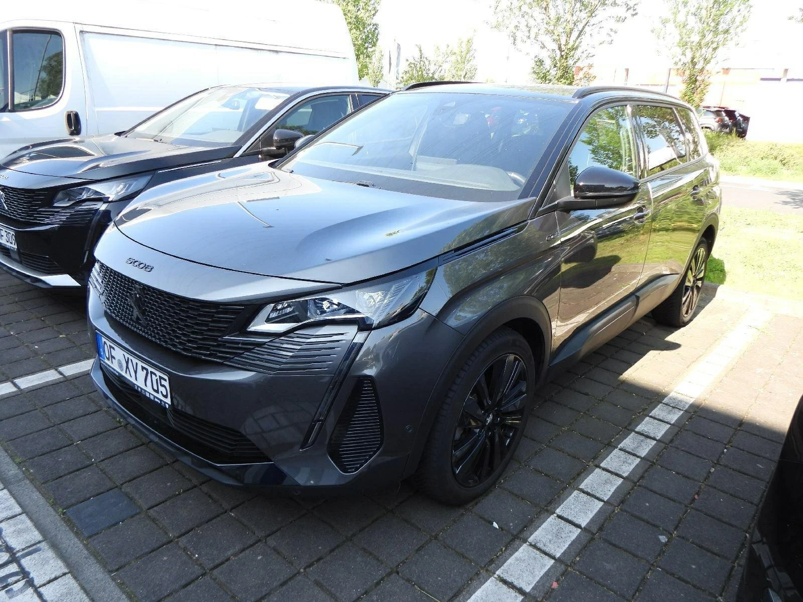 Peugeot 5008 1.2 GT - изображение 4