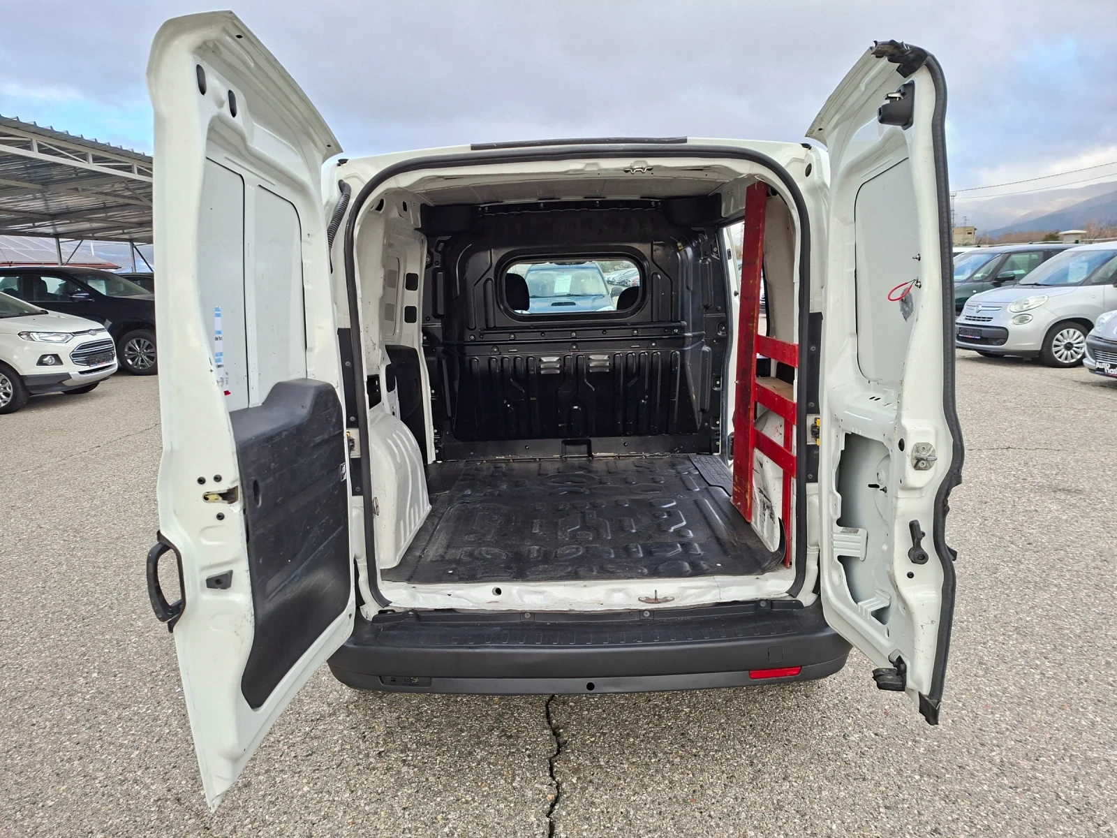 Fiat Doblo 1, 6 mjet, снимка 14 - Автомобили и джипове - 54084380