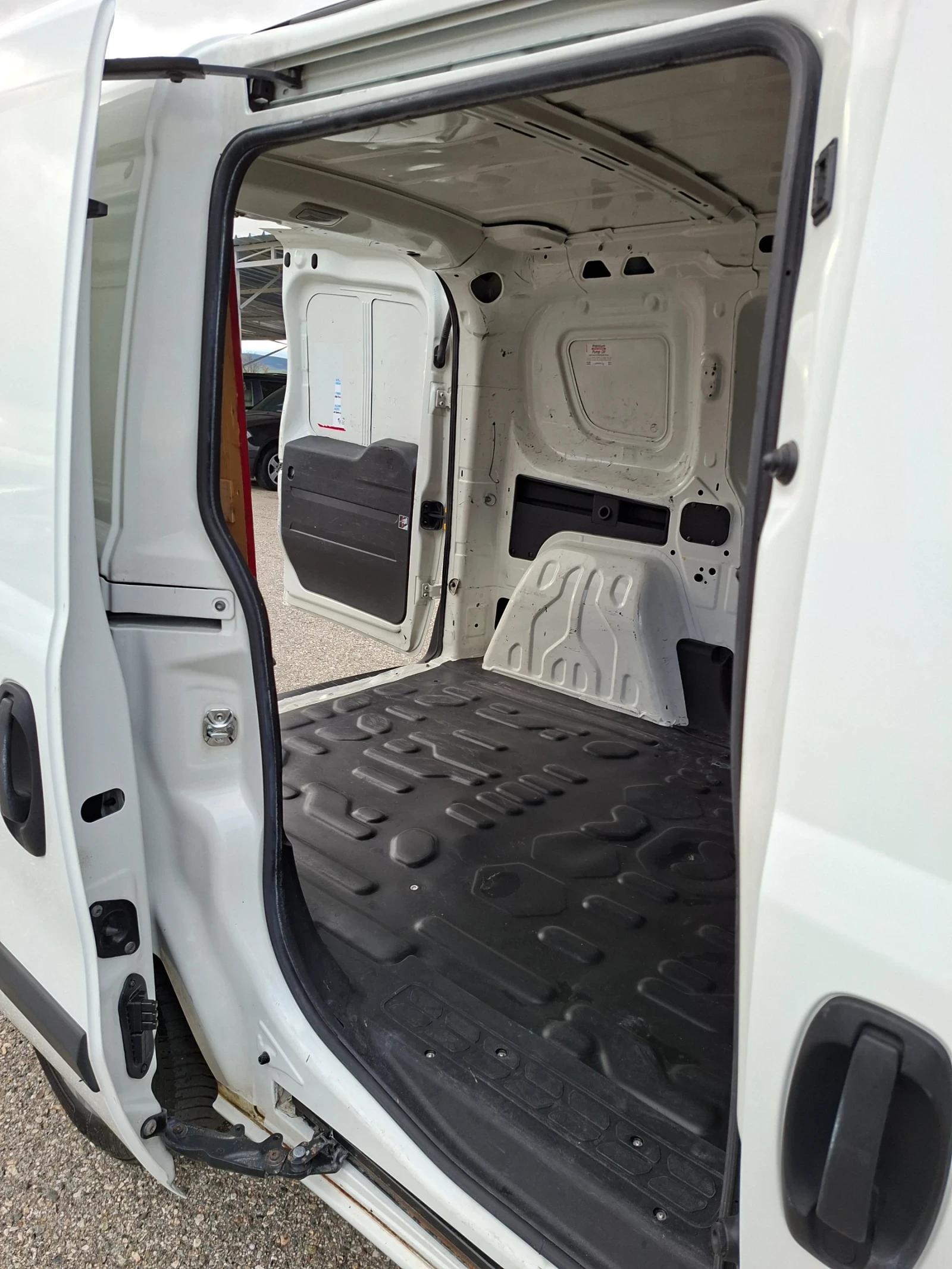 Fiat Doblo 1, 6 mjet, снимка 16 - Автомобили и джипове - 54084380