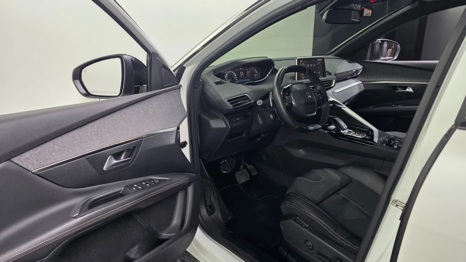 Peugeot 3008 1.5 BlueHDi GT Line | DISTRONIC | MEMORY | PANORAM | Mobile.bg � ����������� 15
