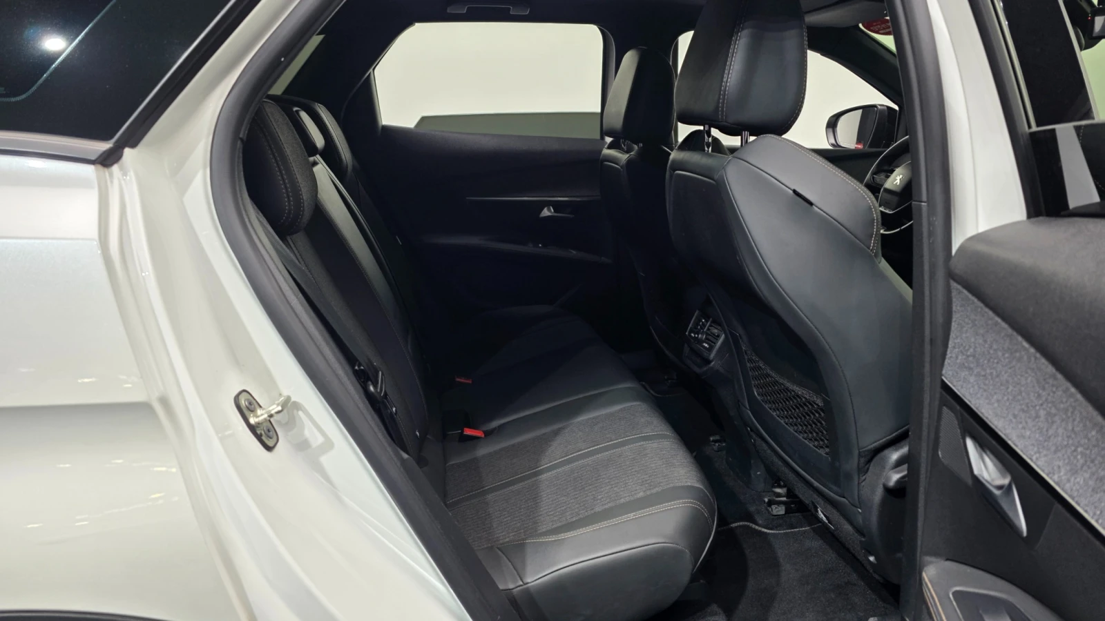Peugeot 3008 1.5 BlueHDi GT Line | DISTRONIC | MEMORY | PANORAM | Mobile.bg � ����������� 17