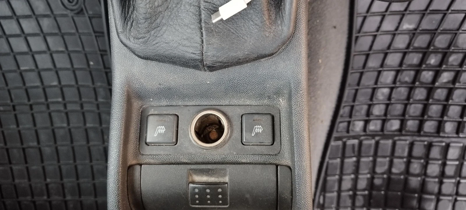 Opel Combo 1.4, снимка 5 - Автомобили и джипове - 54970990