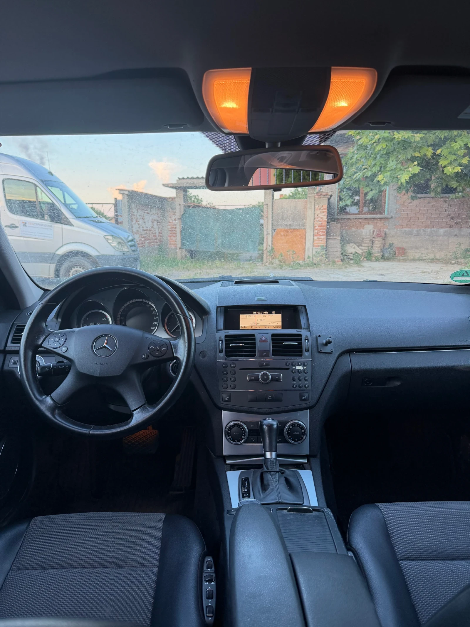 Mercedes-Benz C 220, снимка 5 - Автомобили и джипове - 54990751