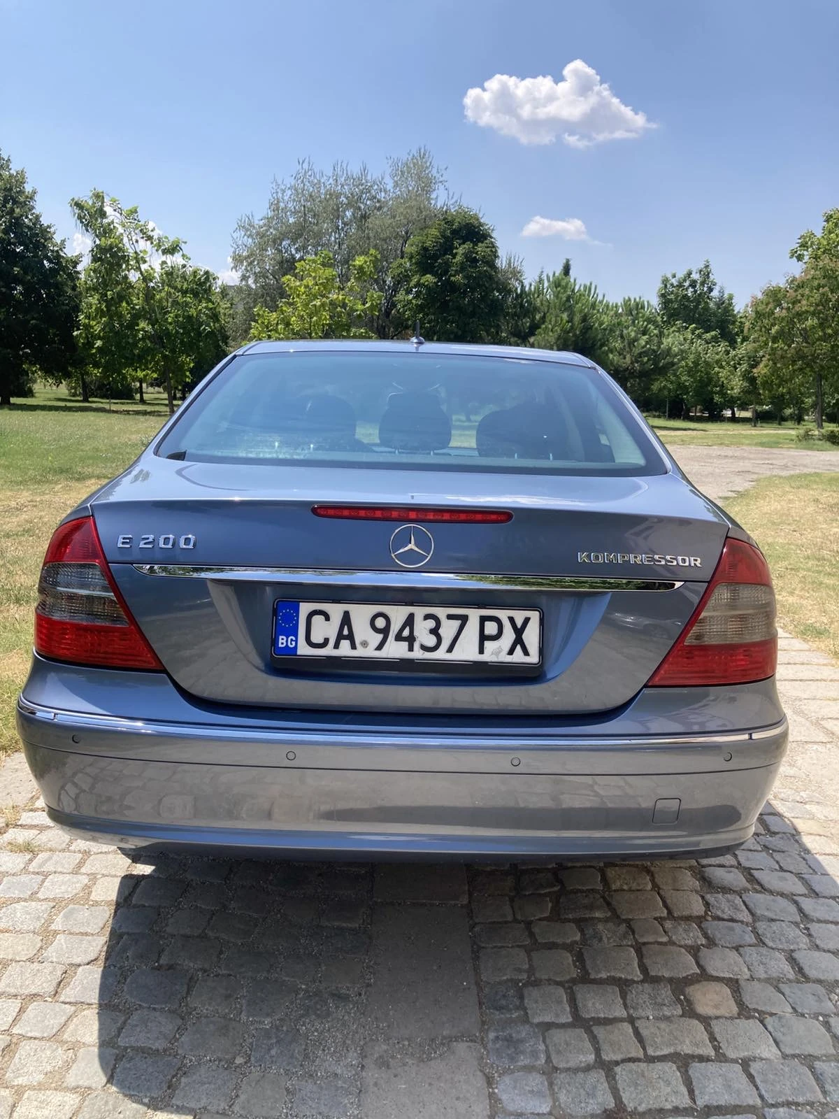 Mercedes-Benz E 200 Kompressor Фейслифт Автоматик, снимка 4 - Автомобили и джипове - 55687845
