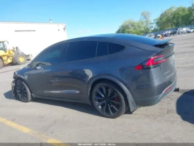 Tesla Model X P90D, снимка 6