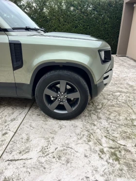 Land Rover Defender 110 2.0d sd4 SE awd 200cv auto - 54500 € / 106592.74 лв. - 26479790 7