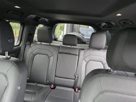 Land Rover Defender 110 2.0d sd4 SE awd 200cv auto, снимка 16