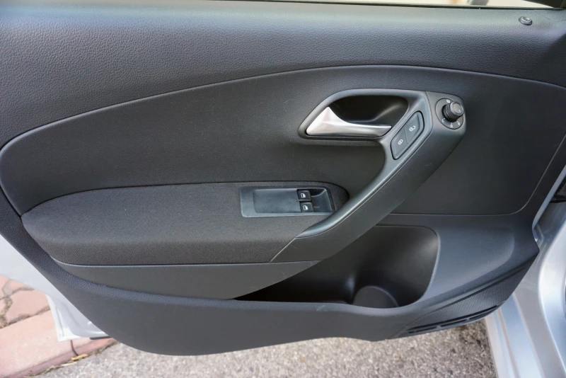 VW Polo 1.4TDI TRENDLINE, снимка 12 - Автомобили и джипове - 37774907