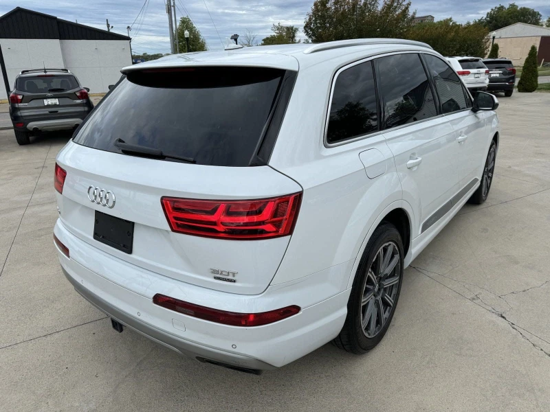 Audi Q7 distronik* matrix* digital* обдух* пано* 7места* к, снимка 9 - Автомобили и джипове - 47551107