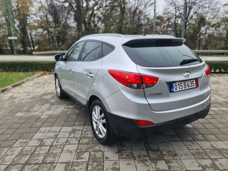 Hyundai IX35 2.0i АВТОМАТИК 4Х4, 150хил., снимка 3 - Автомобили и джипове - 47996397