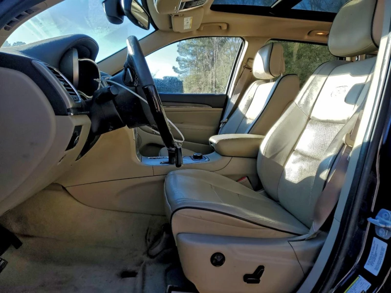 Jeep Grand cherokee 3.6 OVERLAND, снимка 7 - Автомобили и джипове - 53124495