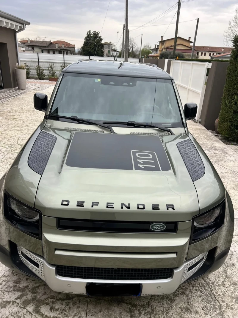 Land Rover Defender 110 2.0d sd4 SE awd 200cv auto, снимка 2 - Автомобили и джипове - 53284138