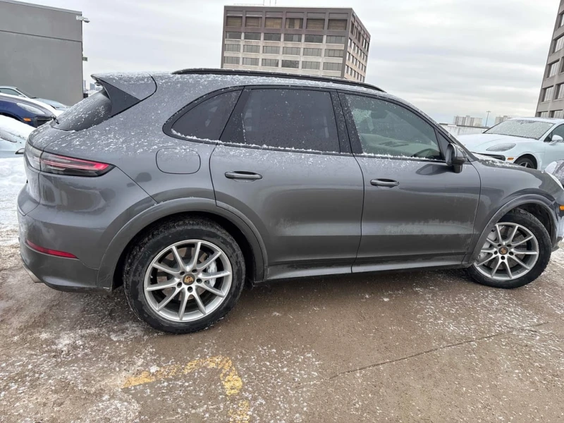 Porsche Cayenne TURBO | SPORT CHRONO | CARFAX | АВТОФИНАНСИРАНЕ, снимка 4 - Автомобили и джипове - 53391388