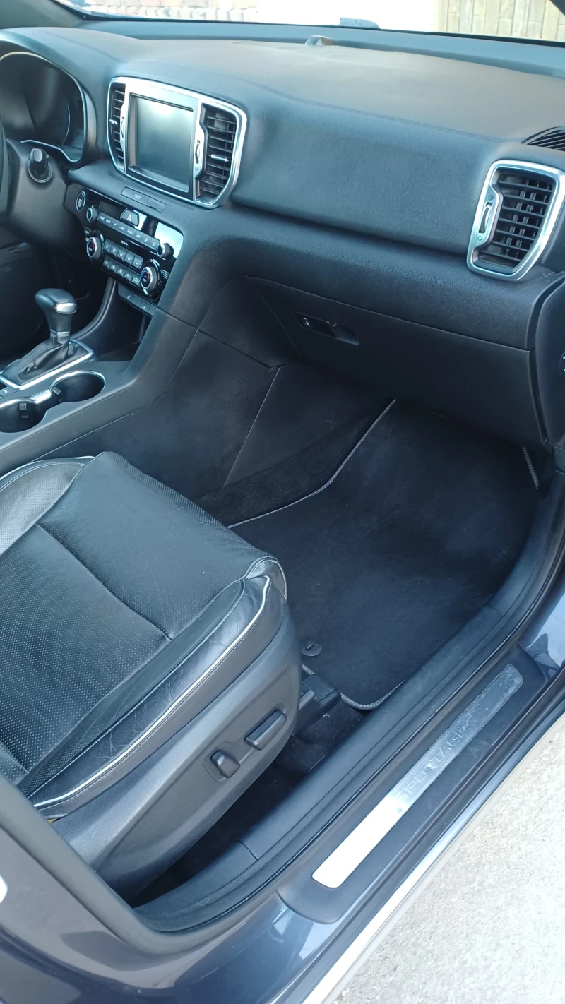 Kia Sportage 1.7 CRDI, GT LINE, снимка 10 - Автомобили и джипове - 53449546