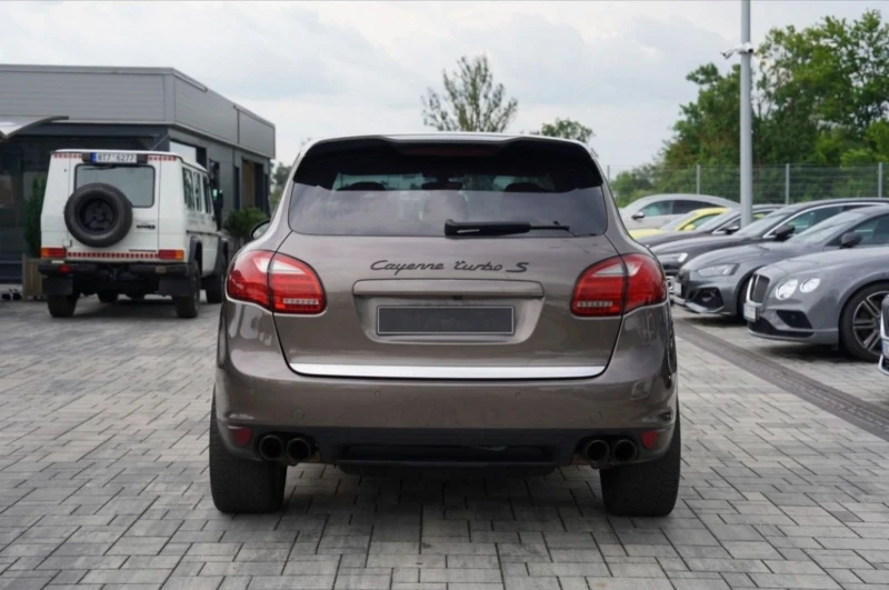 Porsche Cayenne Turbo 4.8 V8 , снимка 4 - Автомобили и джипове - 53524168