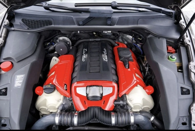 Porsche Cayenne Turbo 4.8 V8 , снимка 17 - Автомобили и джипове - 53524168