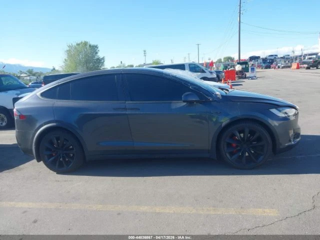 Tesla Model X P90D, снимка 5 - Автомобили и джипове - 55107164