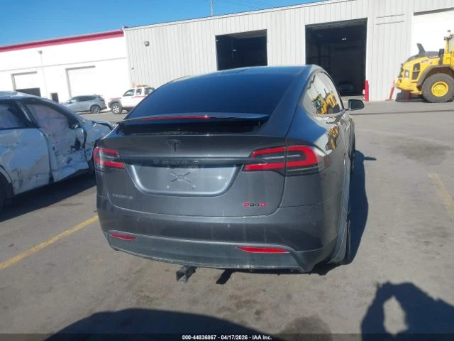 Tesla Model X P90D, снимка 8 - Автомобили и джипове - 55107164
