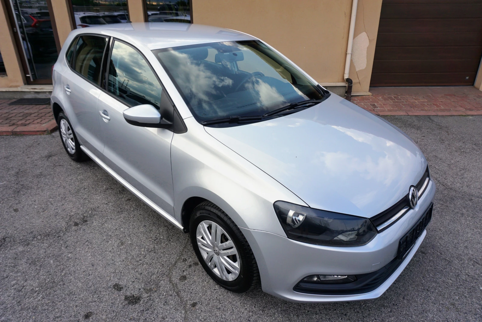 VW Polo 1.4tdi TRENDLINE - изображение 2