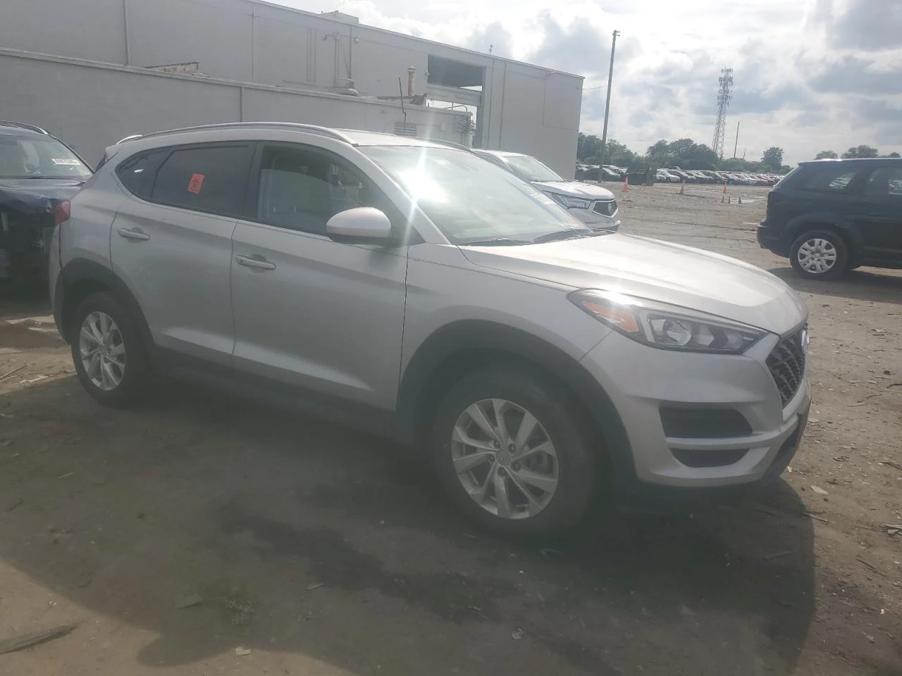 Hyundai Tucson LIMITED* РЕАЛНИ КМ* ПЕРФЕКТНА - изображение 2