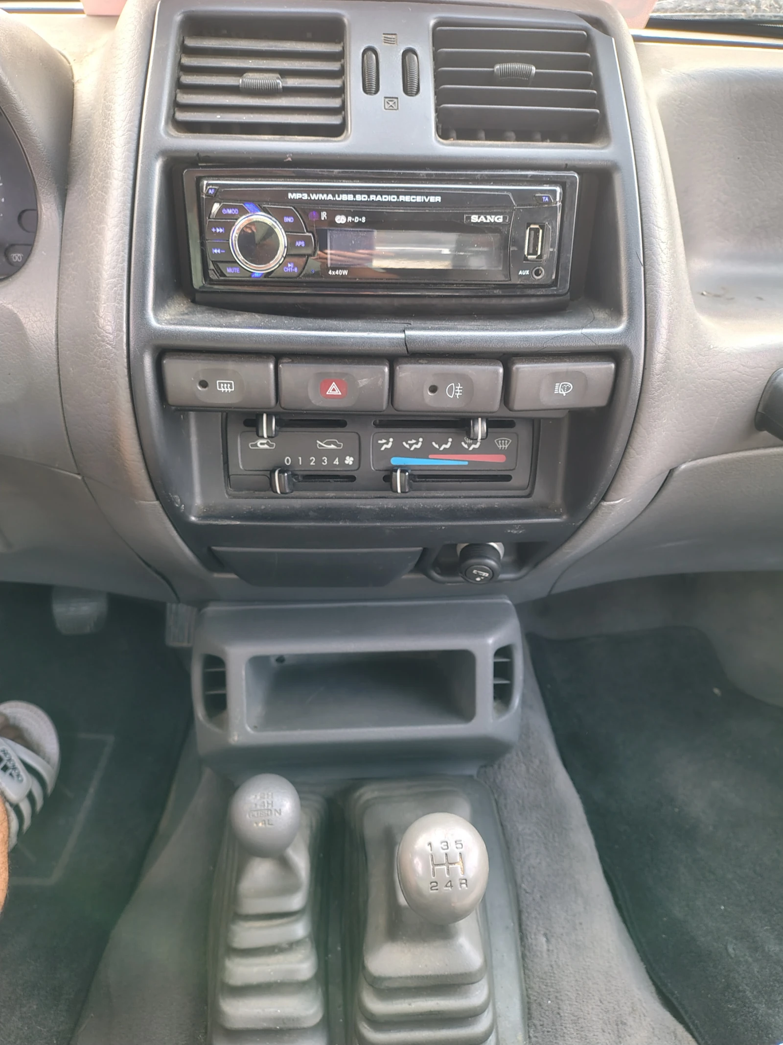 Ford Maverick 2.7 TD - изображение 10