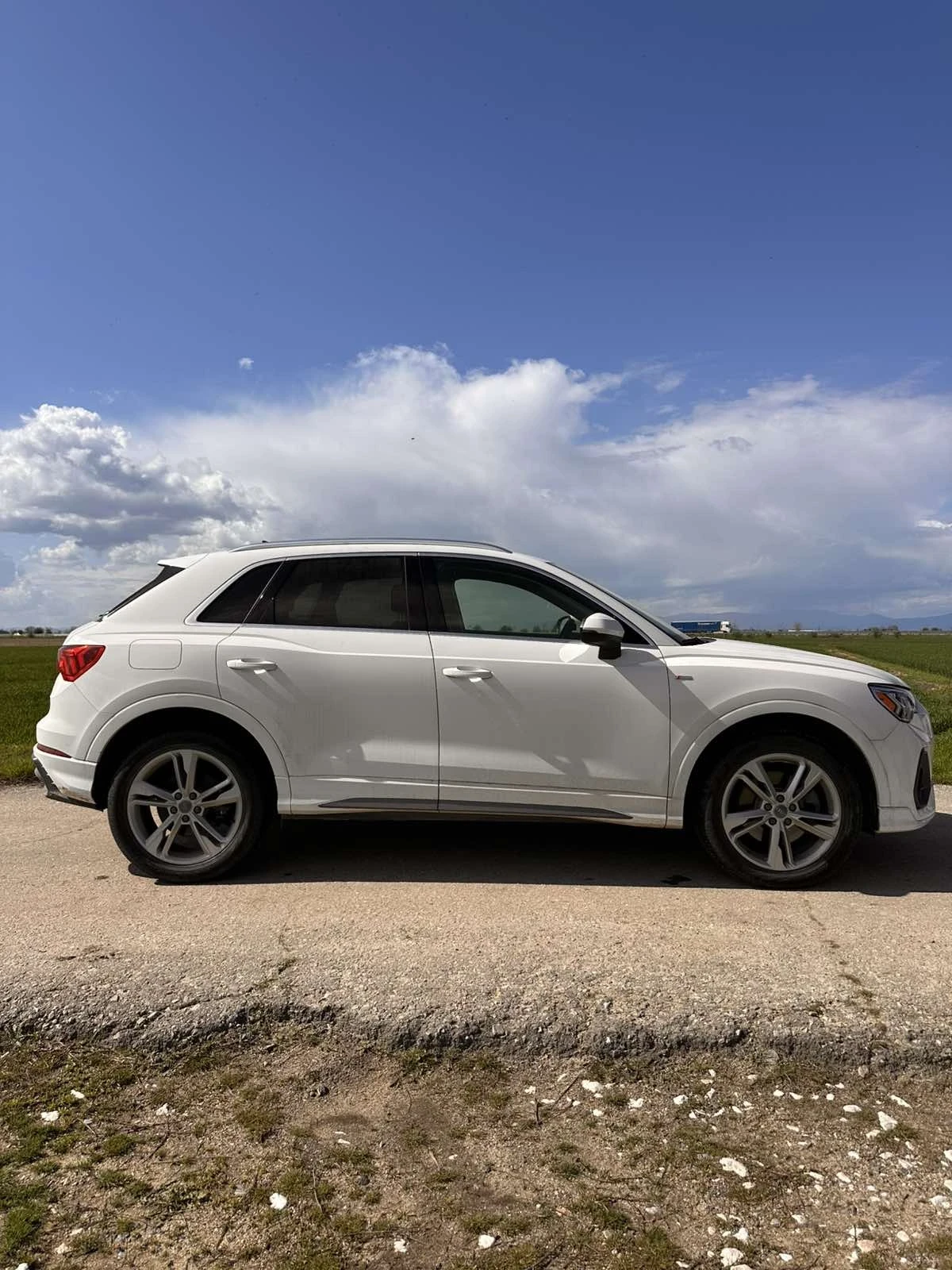 Audi Q3 S LINE* PREMIUM + * 45 TFSI * QUATTRO * 35000 km - изображение 4