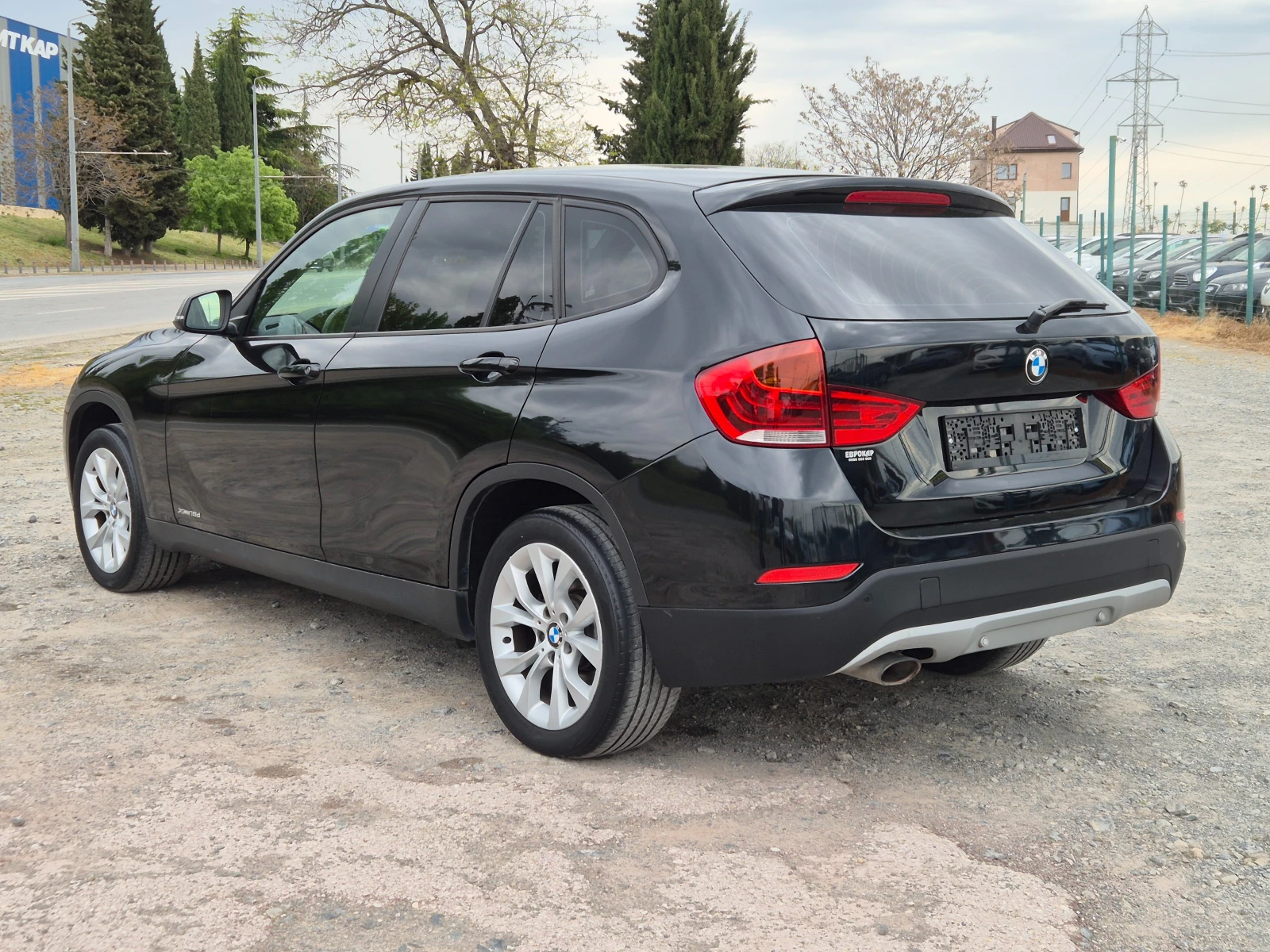 BMW X1 18d XDrive, снимка 3 - Автомобили и джипове - 53409183