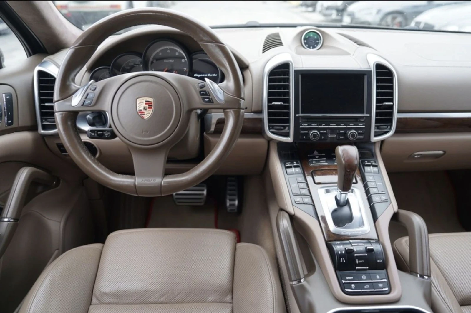 Porsche Cayenne Turbo 4.8 V8  - изображение 9